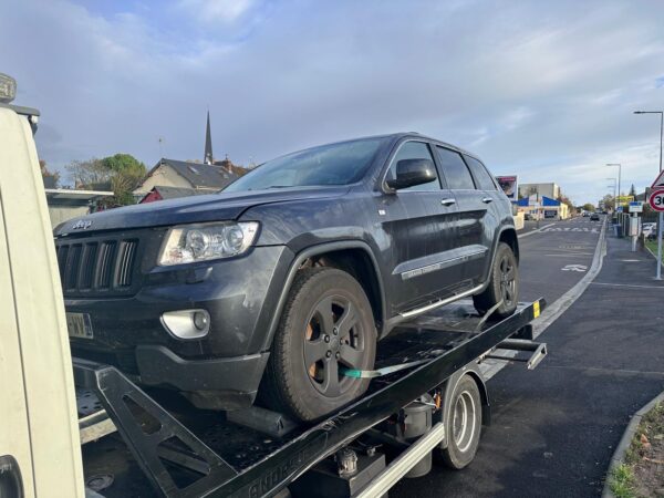 Jeep Grand Cherokee 3.0 CRD EXF – Image 3