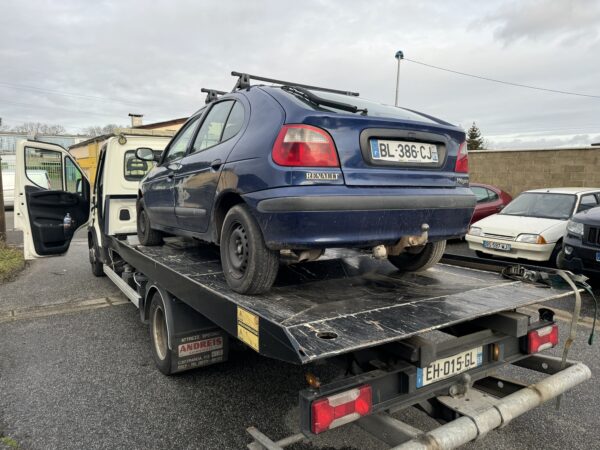 Renault Mégane 1.9 D F8Q_620 – Image 2