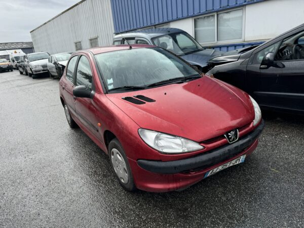 Peugeot 206 1.1i HFZ_TU1JP pour pièce – Image 2